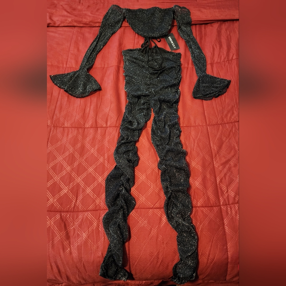 Off shoulder crisscross tie back glitter mesh crop top and ruched pants set - Picture 1 of 4